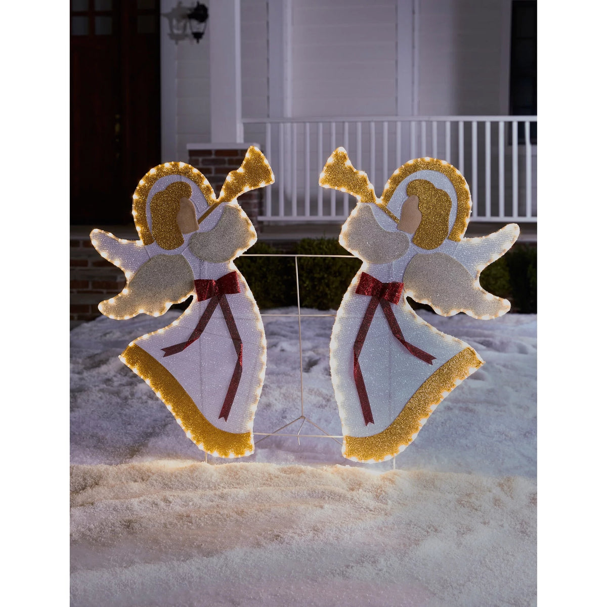Set Of 2 Pre-Lit Outdoor Angels V164