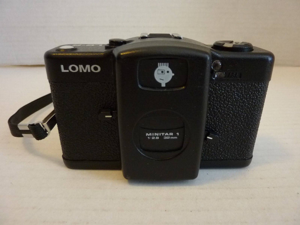 35mm Camera with 32mm Lens K9863