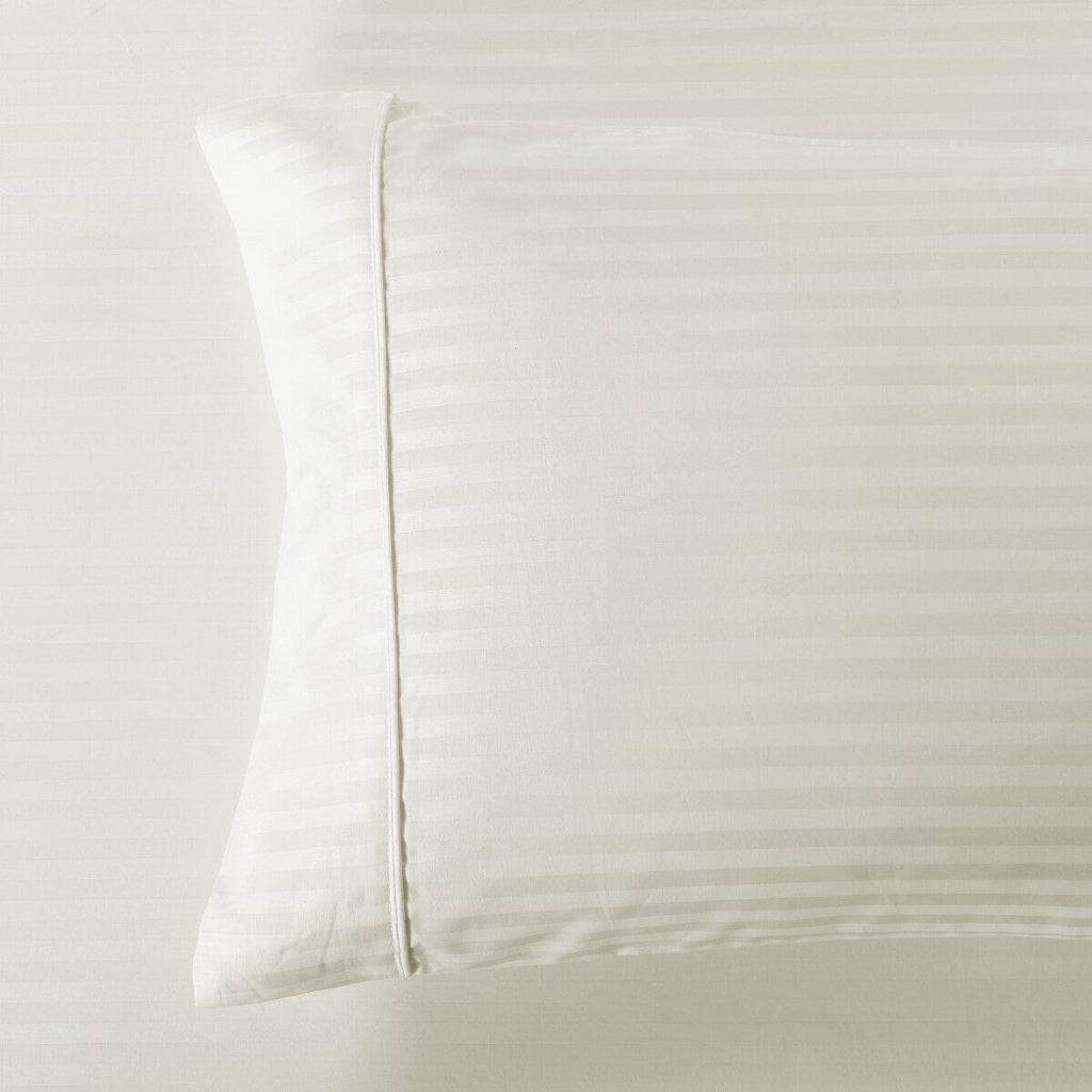 Easy Care 650 Stripe Pillowcases (Pair)