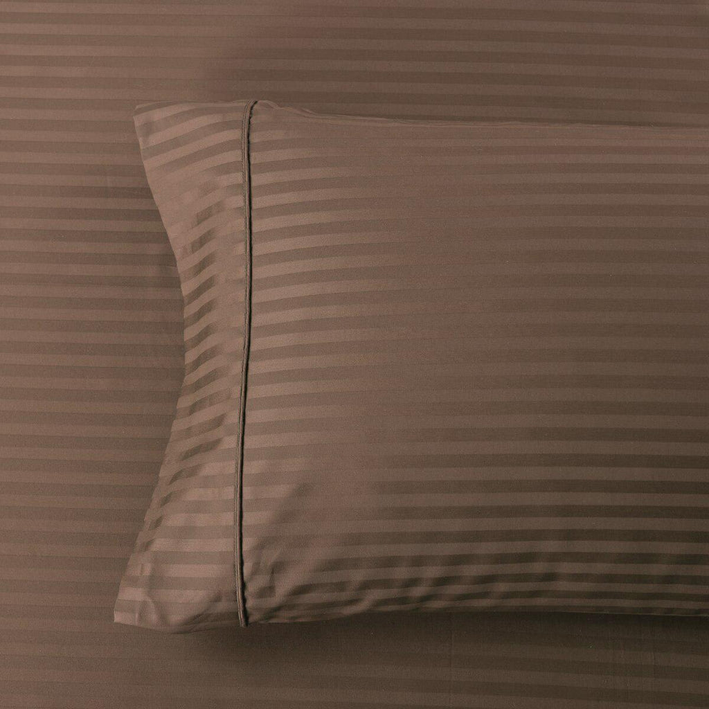 Easy Care 650 Stripe Pillowcases (Pair)