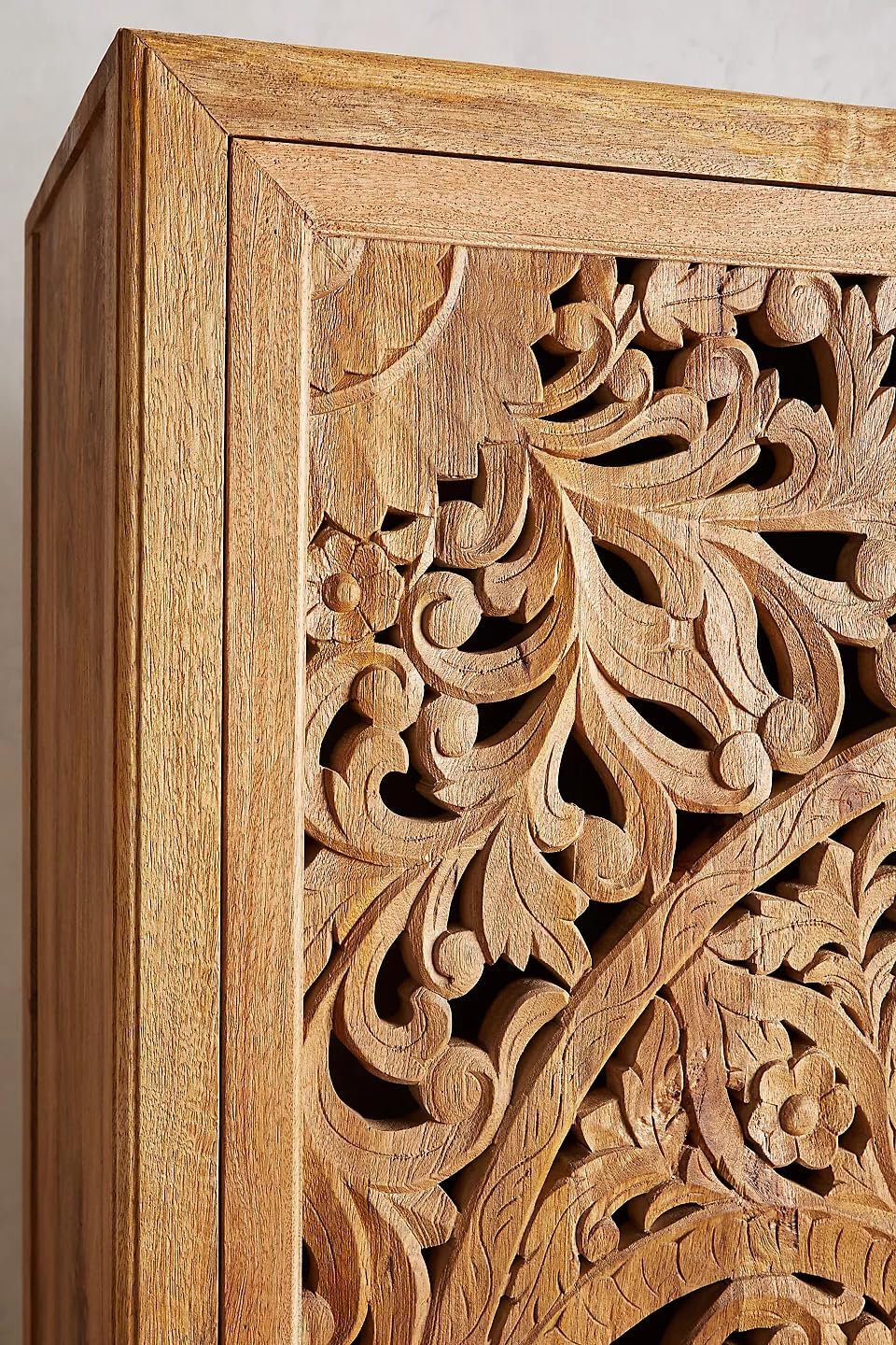 Natural Armoire M977543