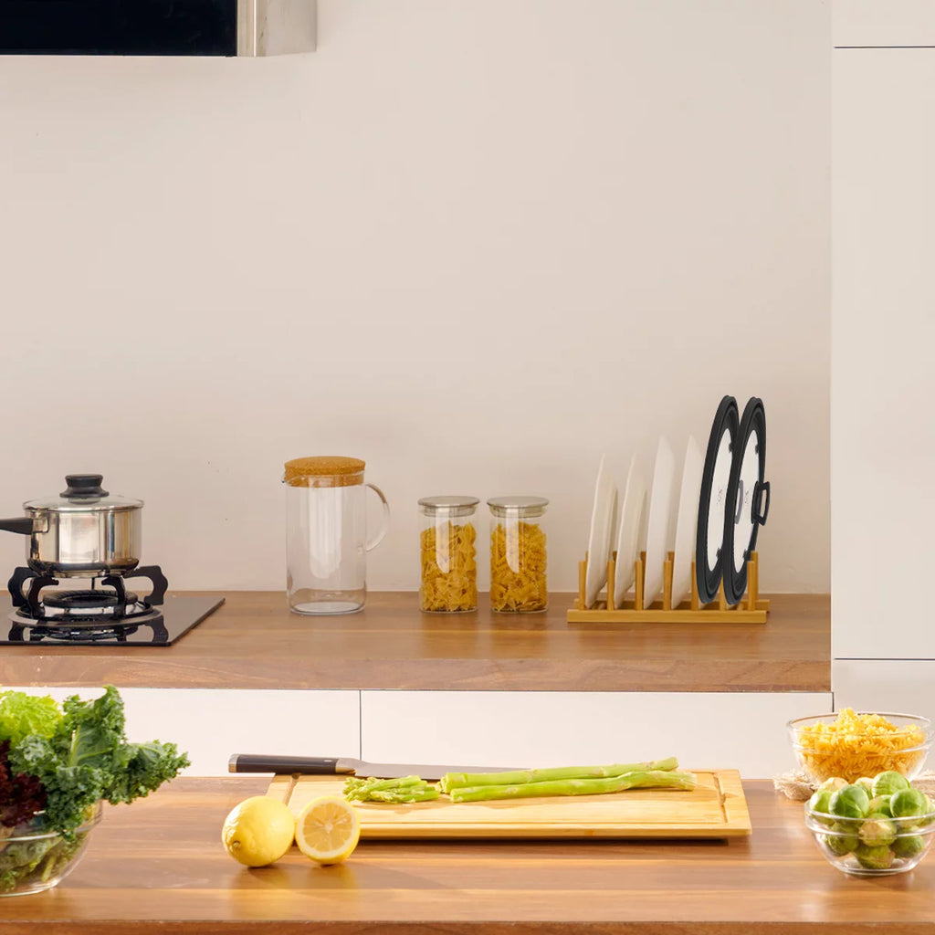 11.8 inch Vented Glass Microwave Splatter Cover with Collapsible Silicone, Black F5350