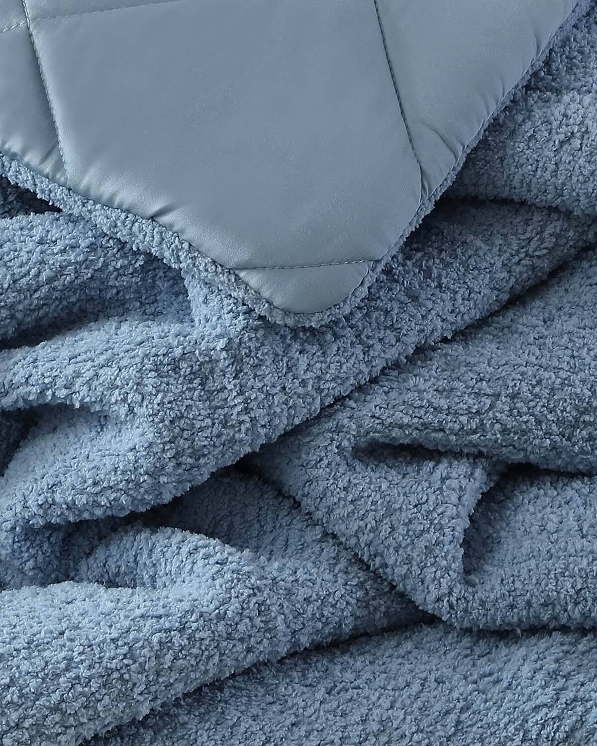 White King Comforter T649575