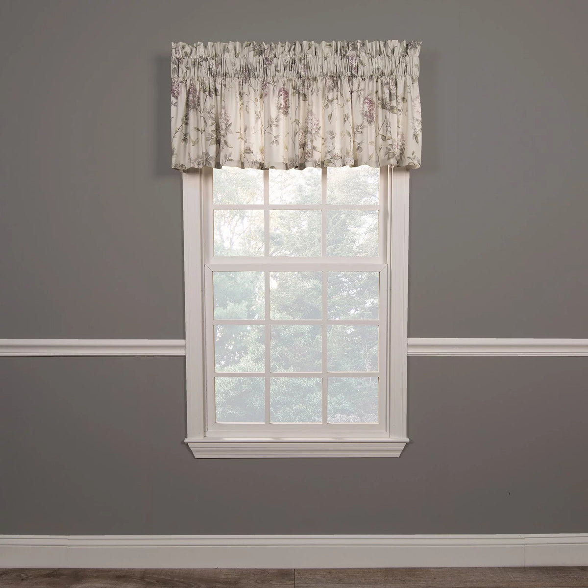 Tailored Valance M512954