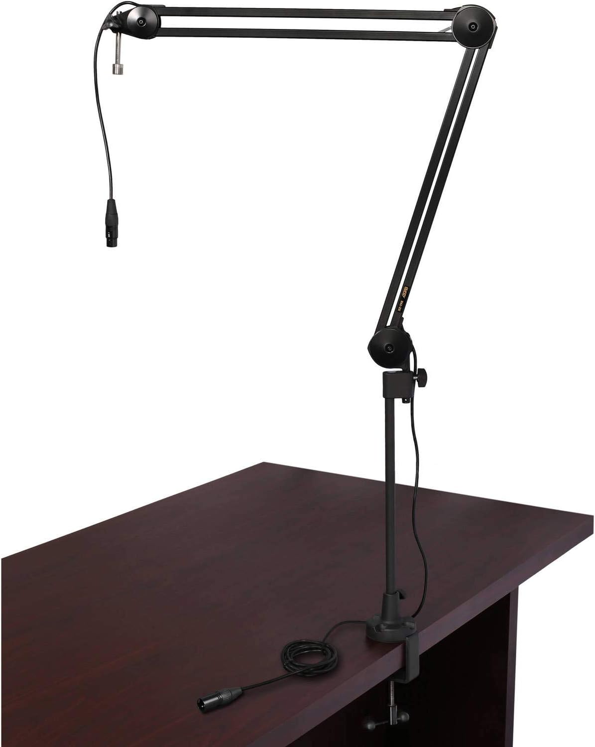 Cardioid Dynamic Vocal Microphone with XLR Cable O243