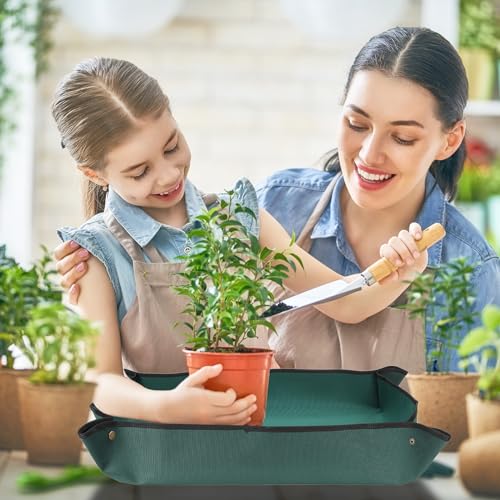 39.4" x 29.5" Waterproof Plant Repotting Mat with Garden Tools E73393