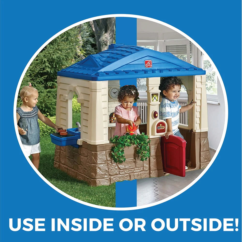 Brown Plastic Playhouse D7541