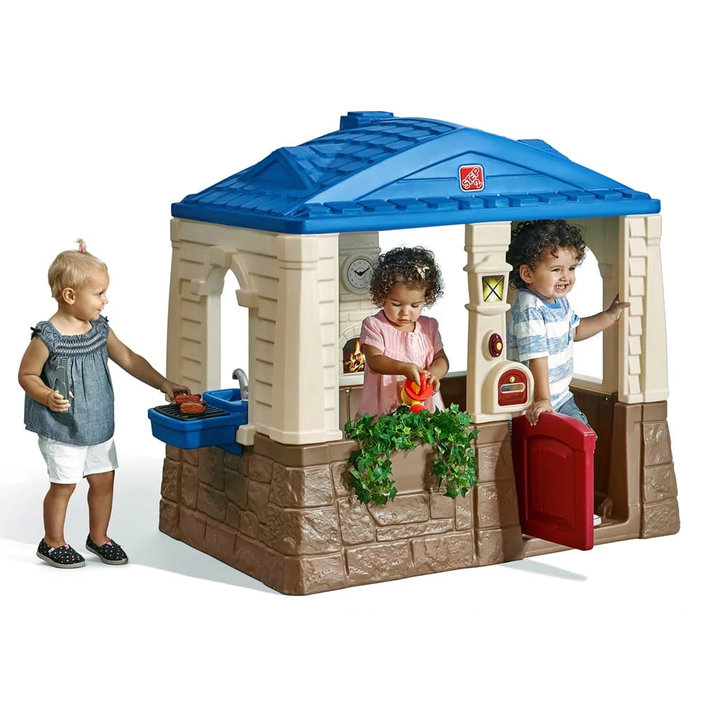 Brown Plastic Playhouse D7541