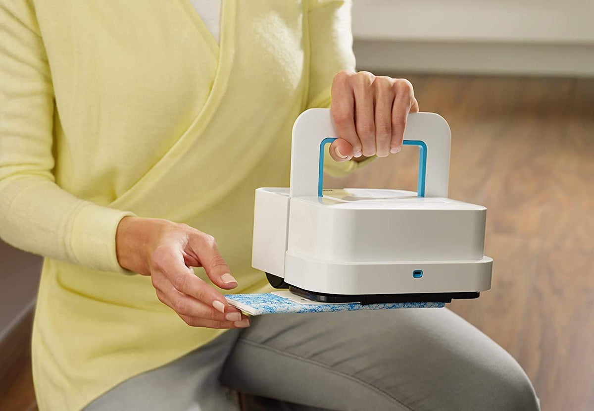 Robot Mop Bundle with 1 Cleaning Solution (2 Items) B281