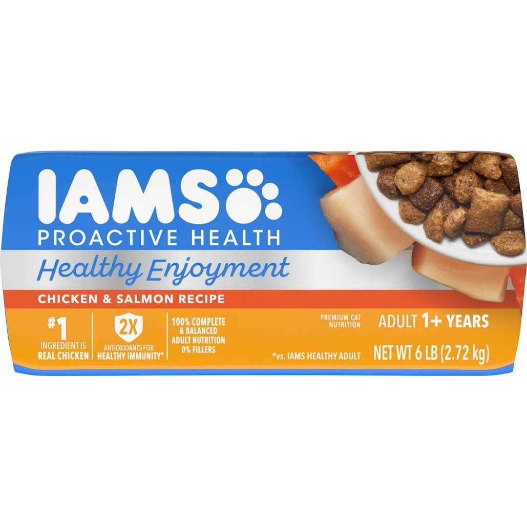 Chicken & Salmon Dry Cat Food V110699