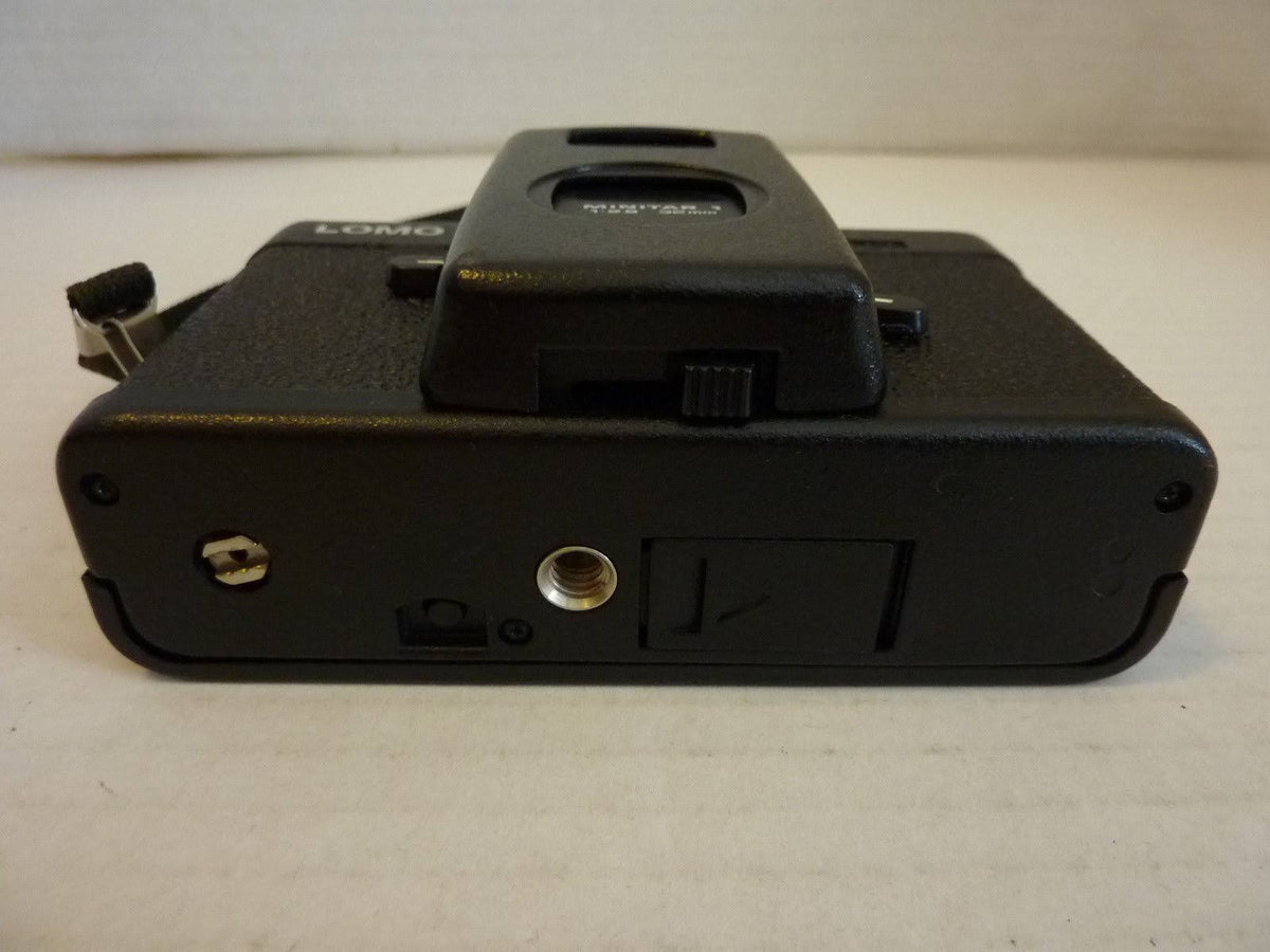 35mm Camera with 32mm Lens K9863